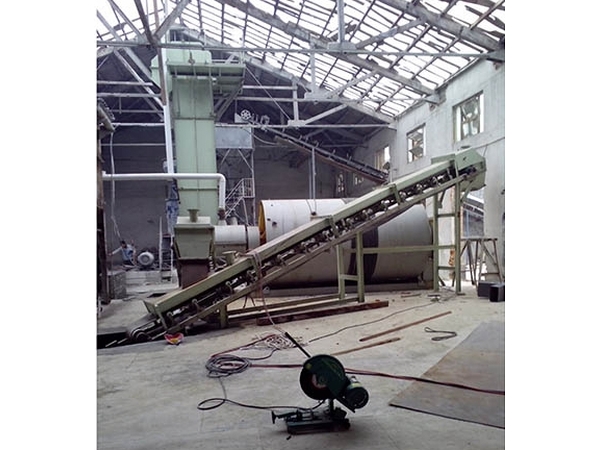 膠帶輸送機(jī)的六大優(yōu)點